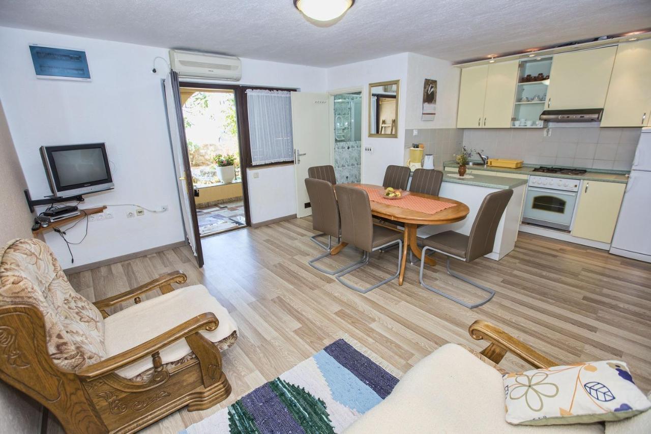 Apartmani Marijana Cesarica Dış mekan fotoğraf