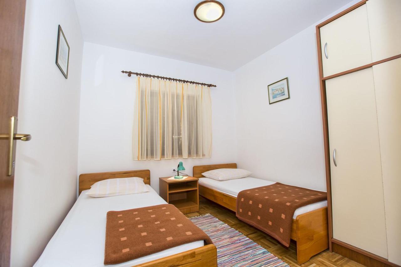 Apartmani Marijana Cesarica Dış mekan fotoğraf