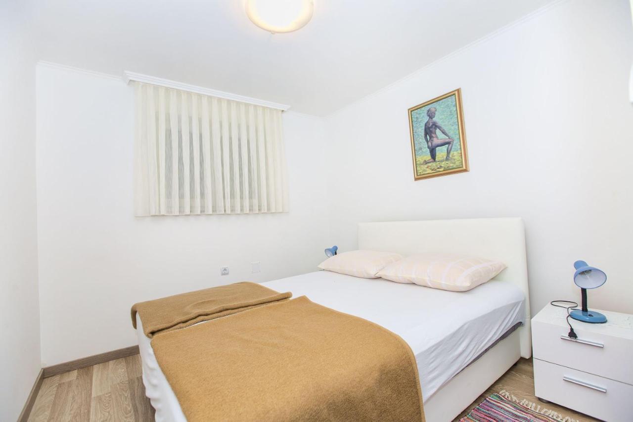 Apartmani Marijana Cesarica Dış mekan fotoğraf