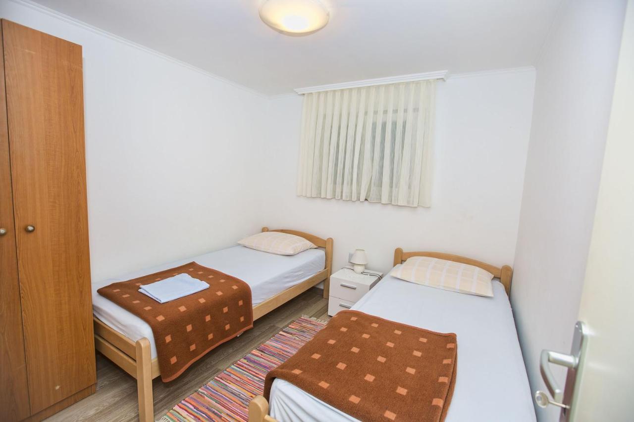 Apartmani Marijana Cesarica Dış mekan fotoğraf